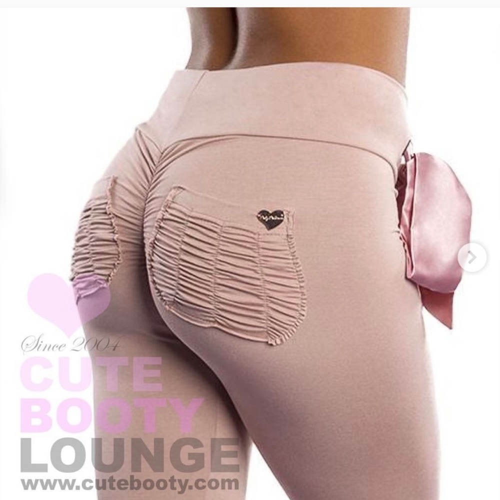 Cute booty leggings same as picture size Large brand new, never worn. No returns